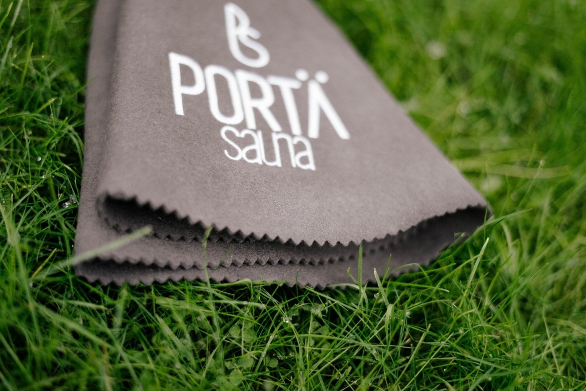 100% Merino Wool Moulded Sauna Hat with Cotton Storage Bag - PortaSauna | The Portable Sauna